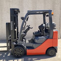 2020 Toyota Forklift 5000 LB MODEL# 8FGCU25