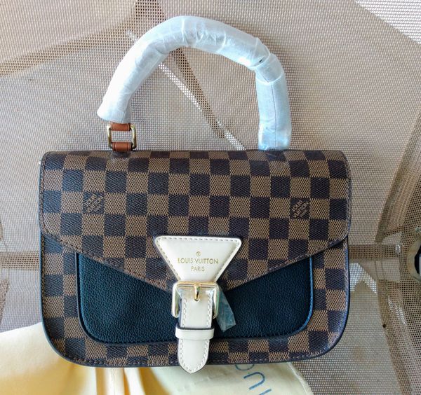 Louis vuitton handbag (Brand New) for Sale in Tampa, FL - OfferUp