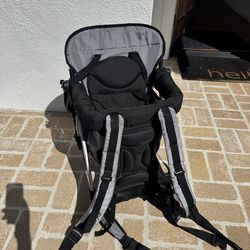 Like New! Chicco SmartSupport Backpack Carrier