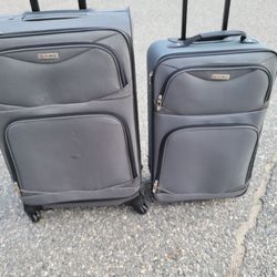 Luggage with hand carry