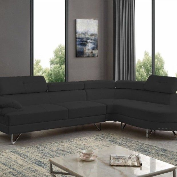 SECTIONAL NEW IN BOX
