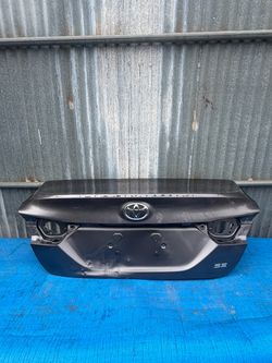 2018 2019 2020 2021 2022 2023 2024 Toyota Camry Rear Bumper Liftgate Tailgate Trunk Lid Dark Gray OEM (ORIGINAL)
