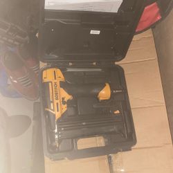 Brand New Smart Point BOSTITCH Pneumatic Nail Gun