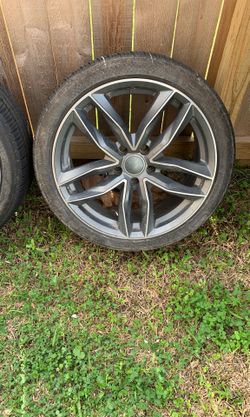 Rines 18” con llantas replica Audi