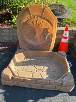 STEP2 naturally playful sandbox /pool