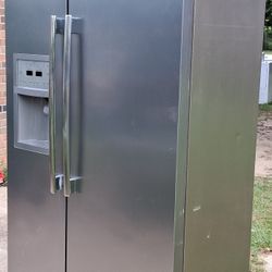 Side By Side Refrigerator (Stainless)