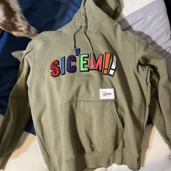 Supreme Hoodie