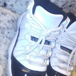 Jordan 11s 