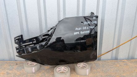 2024-2025 AUDI Q8 E-TRON RIGHT REAR BUMPER OEM USED #11395