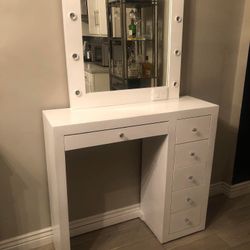 Vanity Set