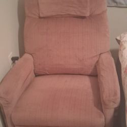Lazy boy pink recliner chair 
