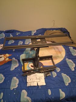 32"-70" TV mount