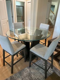 Dapper Dining Set - Bar Height with 4 Chairs!  Super Nice!