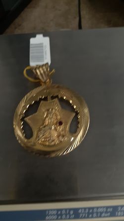 Pendant 10k ,15.3gr,discount for ciber monday