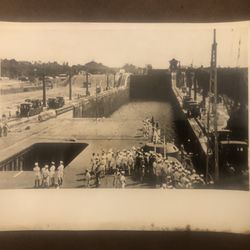Vintage/Antique WW2 B & W Military Photo With Story On Back 8x10”