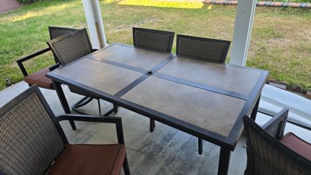 Patio table 6 chairs