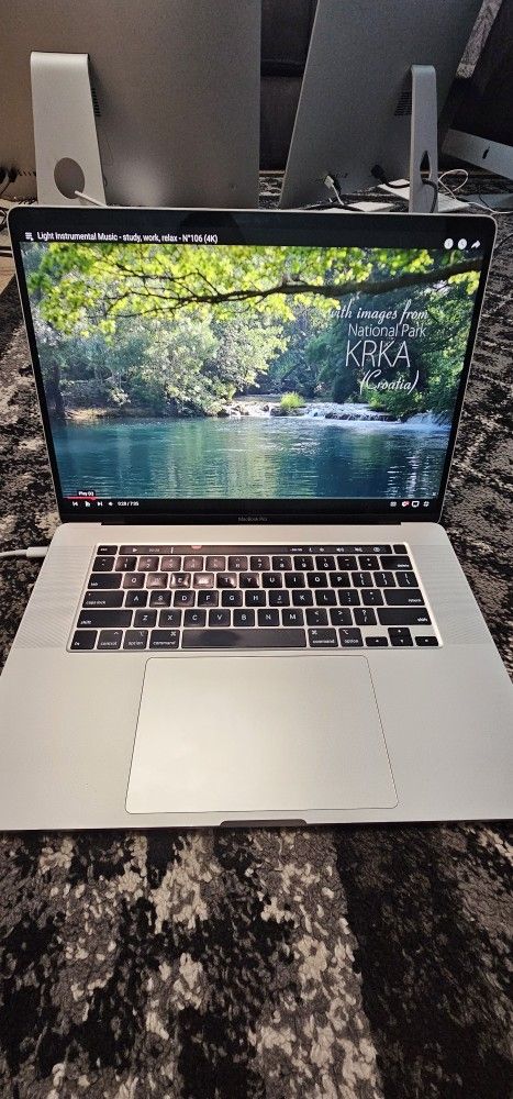 EXCELLENT CONDITION MACBOOK PRO 2019 A2141 MODEL