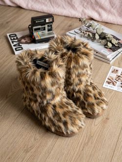 Fur Leopard Print Boots