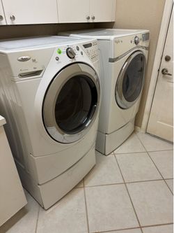 Whirlpool front load Washer & Dryer WFW9640XW00 , WED94HEAW0