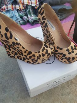 Steve Madden wedges