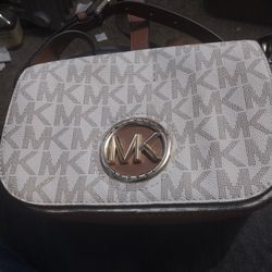 Michael Kors purse