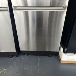 GE GPT225SGLSS portable 24 Inch Dishwasher Stainless Steel