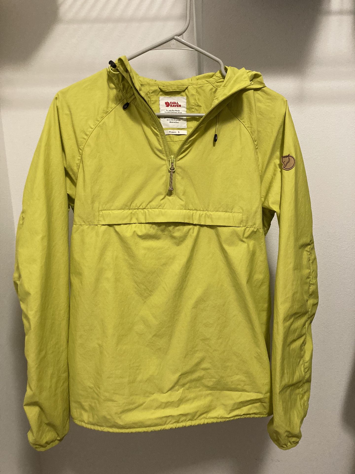 Fjallraven Rain jacket Small 