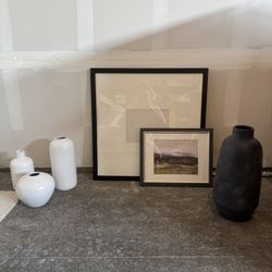 Bundle Of Decor Items 