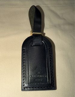Authentic Louis Vuitton Black Luggage Tag Leather