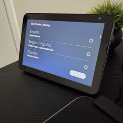 Amazon - Echo Show 8 (2nd Gen)