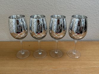 Pier 1 Imports Silver Electroplated Wine Glass Silver Electroplated Wine  Glass for Sale in Las Vegas, NV - OfferUp