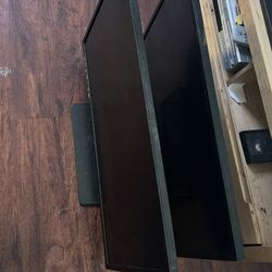 2 Hp Omen Monitors 32 In 75hz 1440p