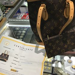 Authentic Louis Vuitton Cerises Bucket With Pouch for Sale in Beverly  Hills, CA - OfferUp