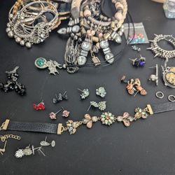 Lot Of Jewelry 