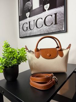 Longchamp (High End Repl*ca)