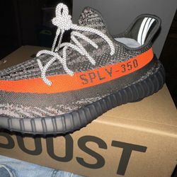 Yeezy 350 V2