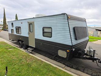 1990 Travel Trailer  (Make Offer)