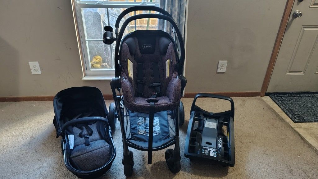 Evenflo Pivot Modular Travel
