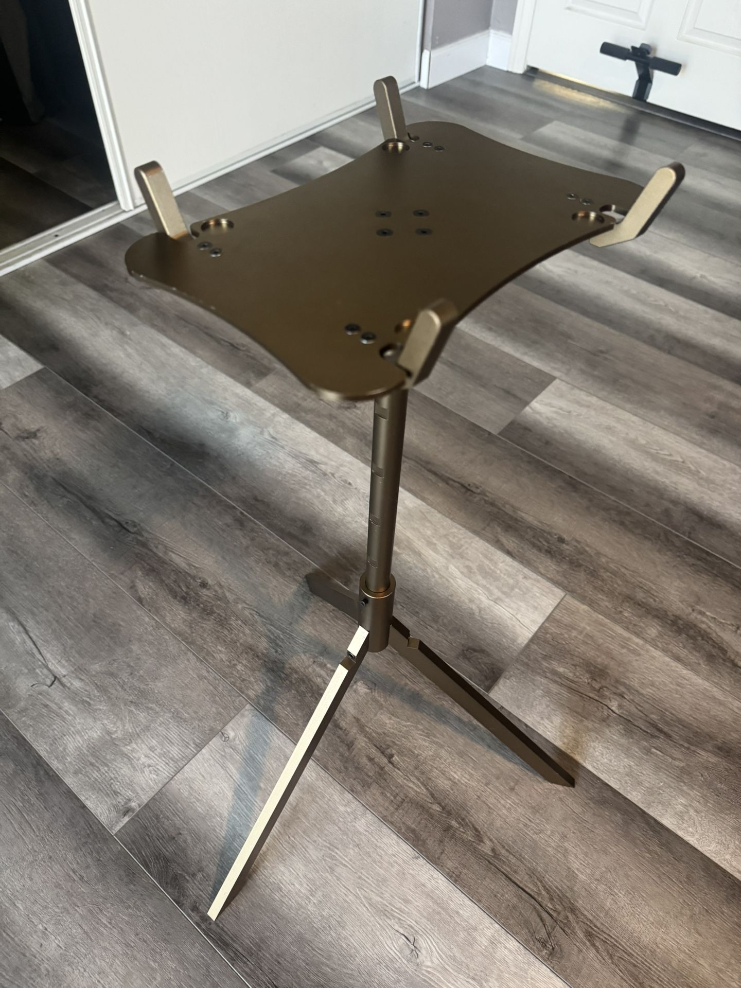 RC Stand for 1/7, 1/8, 1/10 Scale RC Vehicles