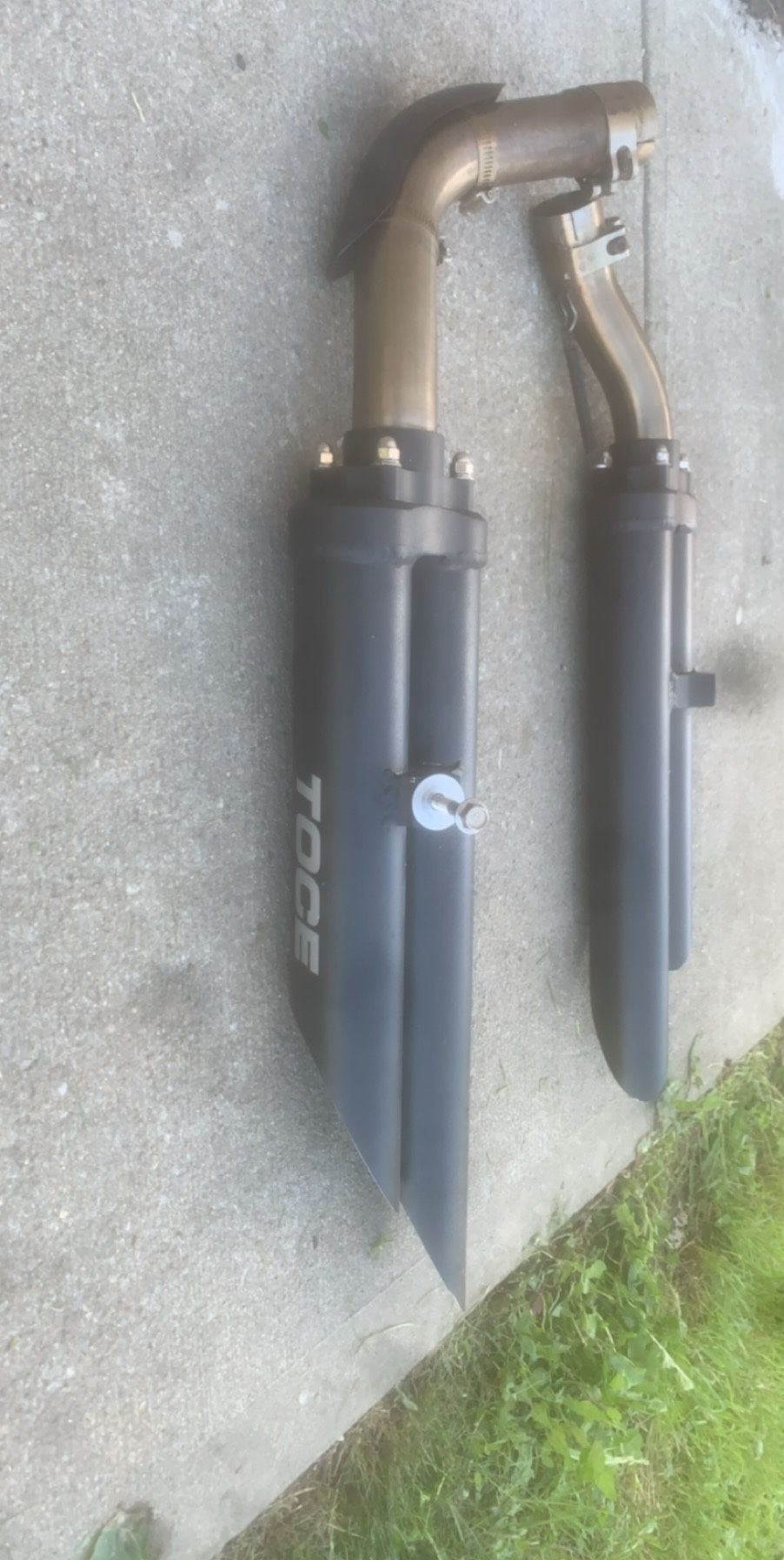 Yamaha r1 09-14 T-slash slip on toce exhaust I have a 08 it don't fit