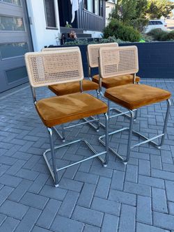Bauhaus / mid century counter stools.