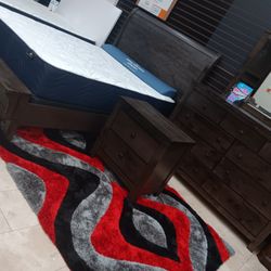 *Summer Closeout Sale*---Peter Stunning Queen/King Bedroom Sets---From $899---Delivery And Financing🤠