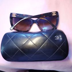 Chanel Women's Sunglasses 5203 Made In Italy 