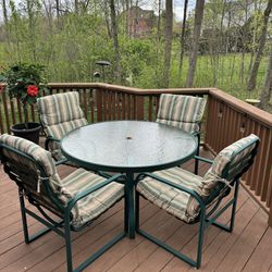 Patio / Deck Table & Chairs Set