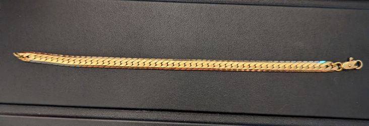 Gold Tone 7.5" Herringbone Bracelet