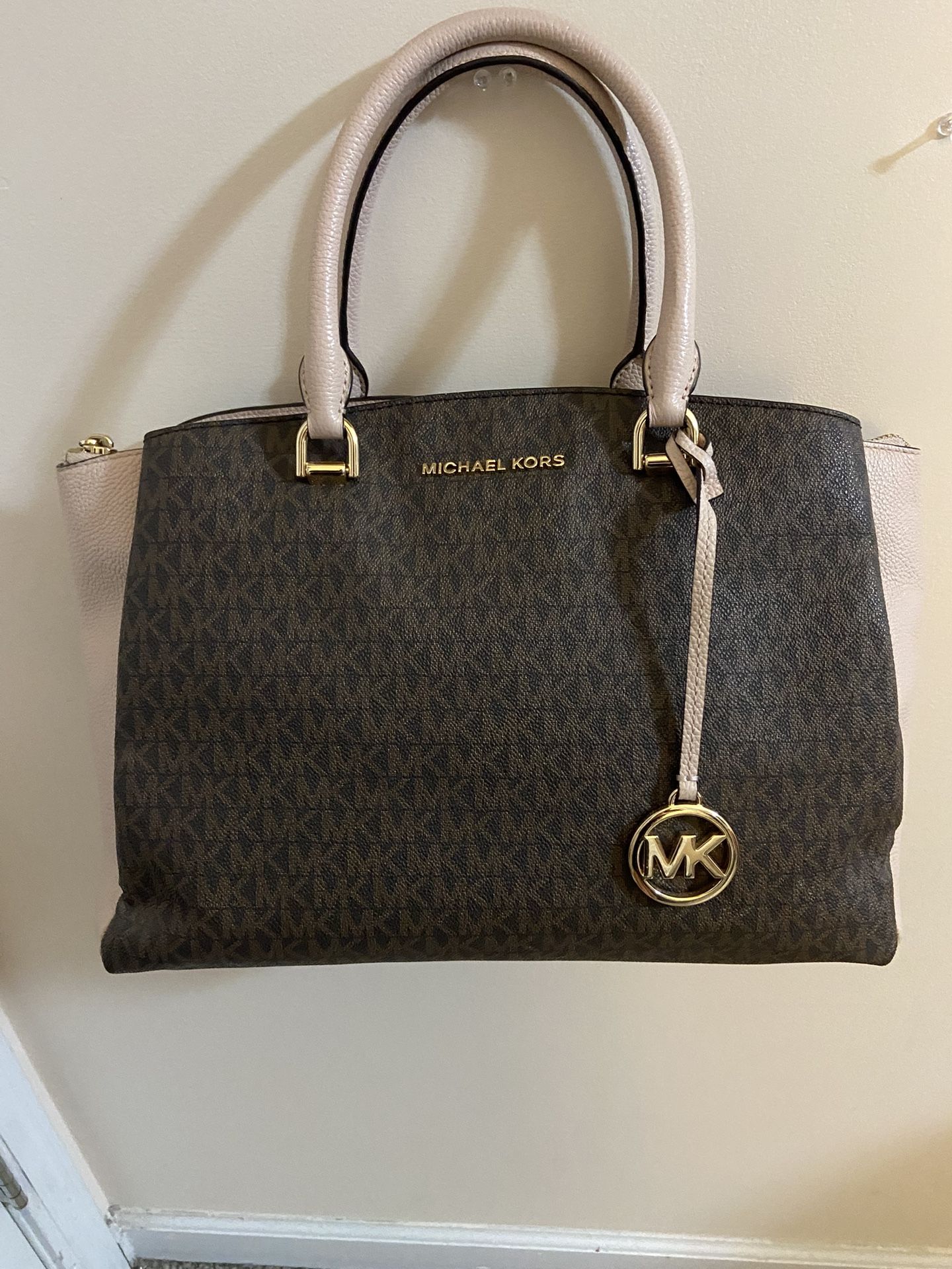 Michael Kors Medium Tote Bag