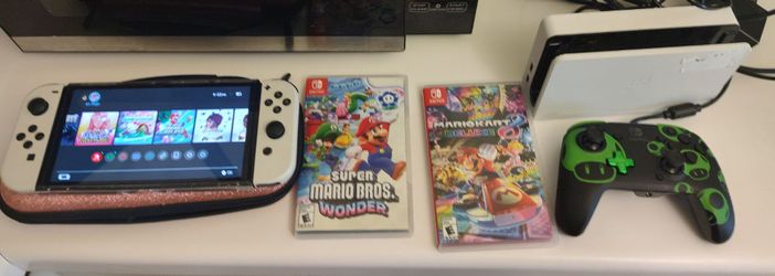 Nintendo Switch OLED with 17 games