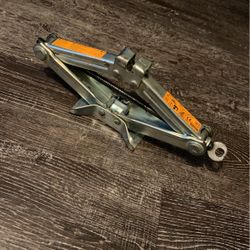 Car Scissor Jack 