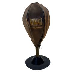 Everlast Boxing / Leather Desktop Speed Bag / Punching Bag