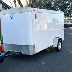 2009 Interstate Cargo Trailer 6X10 Enclosed Trailer
